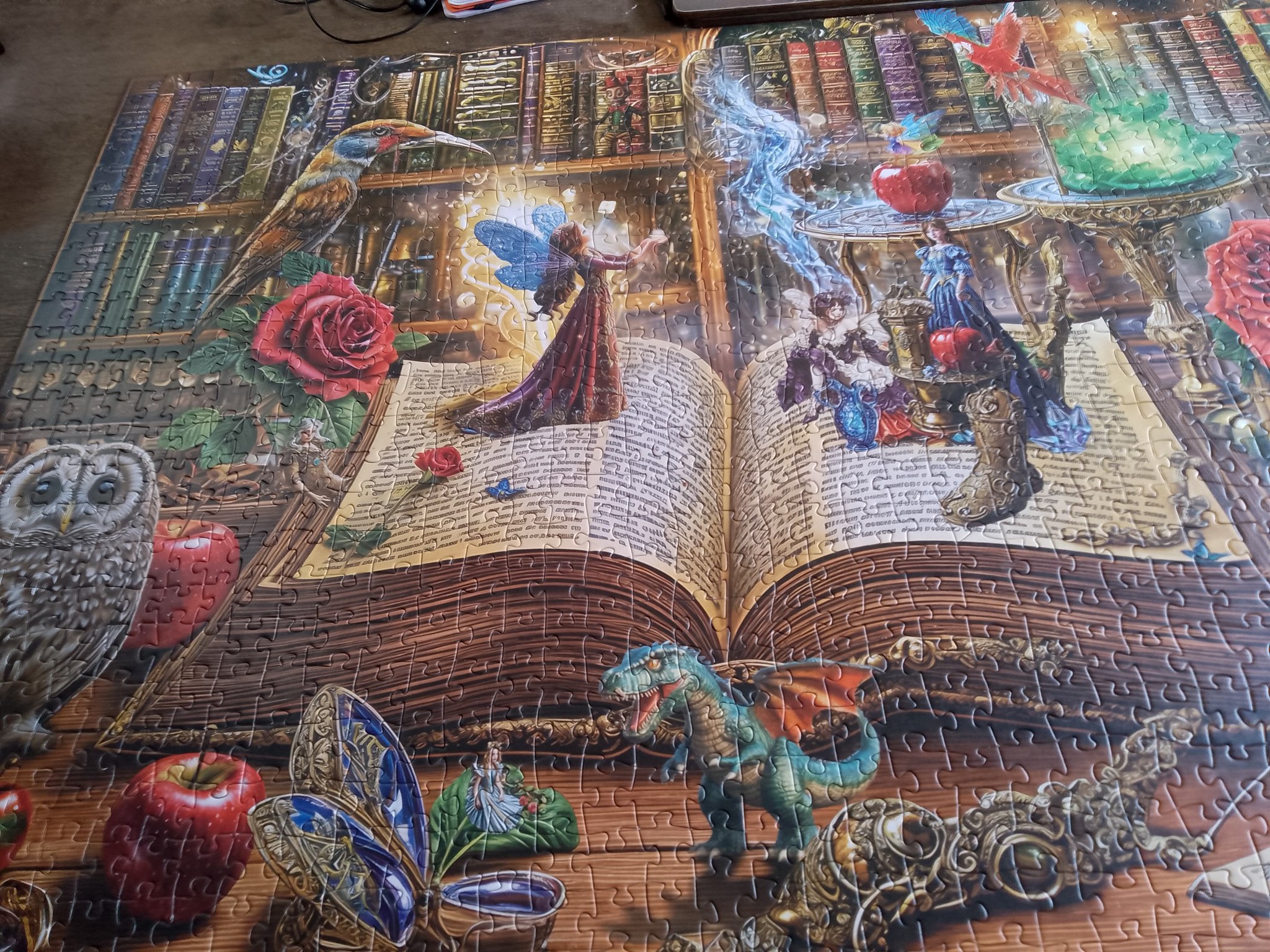 This is called “Magic Book” By Mojige. 1000 pieces and bought from