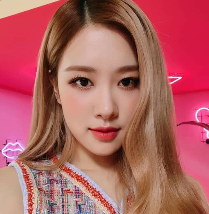 Blackpink Rose Chaeyoung Park 박 채 영 Home Facebook