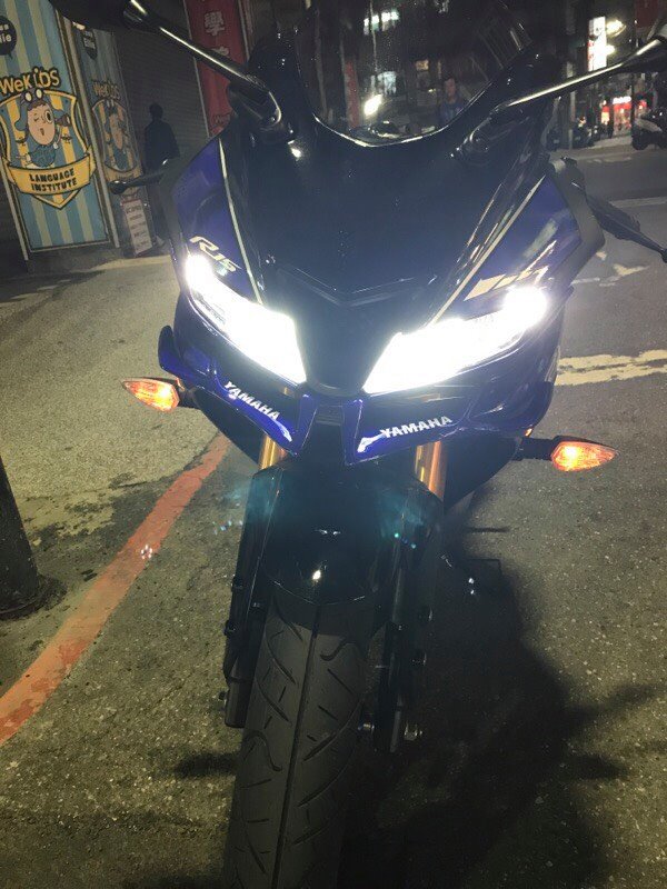 大中華二輪貿易 進口機車精品 改品 原廠件專售 感謝車友傳來熱騰騰的r15 V3定風翼實裝照 目前剩下銷光紅現貨中一組 把握機會囉 蝦皮下單 Https Shopee Tw Dch Moto Yamaha Yzf R15 R155 V3 E5 B0 88 E7 94 A8 E5 Ae 9a E9 A2 A8 E7 Bf Bc E6 93 Be E6 B5 81