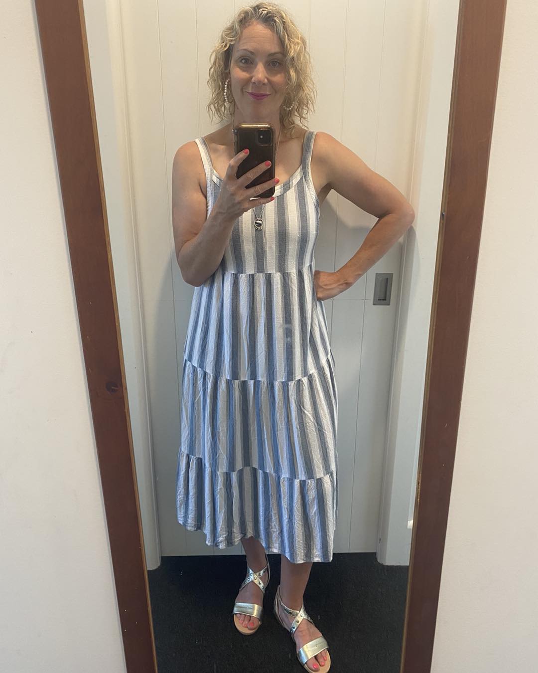 blue dress kmart Good old (or if you feel like being fancy pronounced without the t) maxi still going strong a summer later. Love the flow and fabric of this dress, especially in non-UFL Lady Black Tie - Size:8.5M
