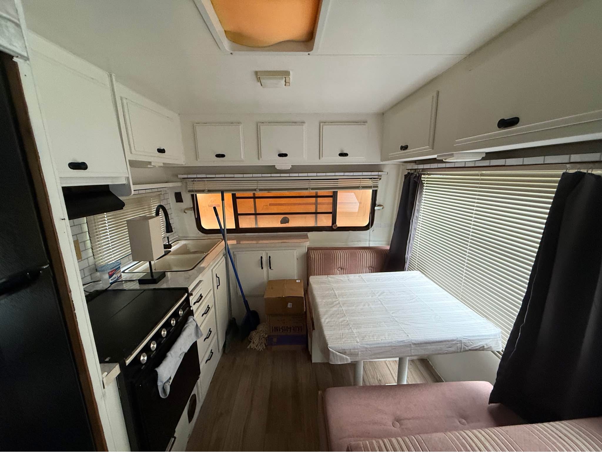 1987 Fleetwood Prowler Camper RV - RVs & Campers - Wolf Lake, Illinois ...