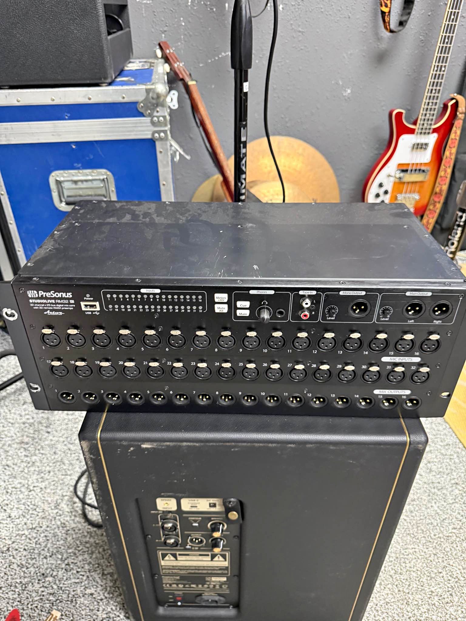 Presonus Studiolove RM32 AI rack mount digital mixer - DJ Mixers ...