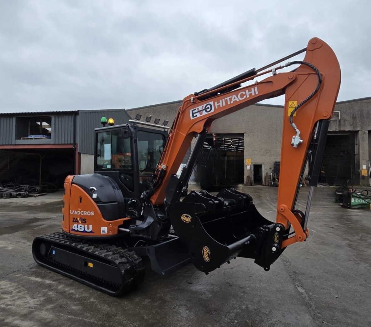 Hitachi zx48u compact excavator added to evo civils fleet