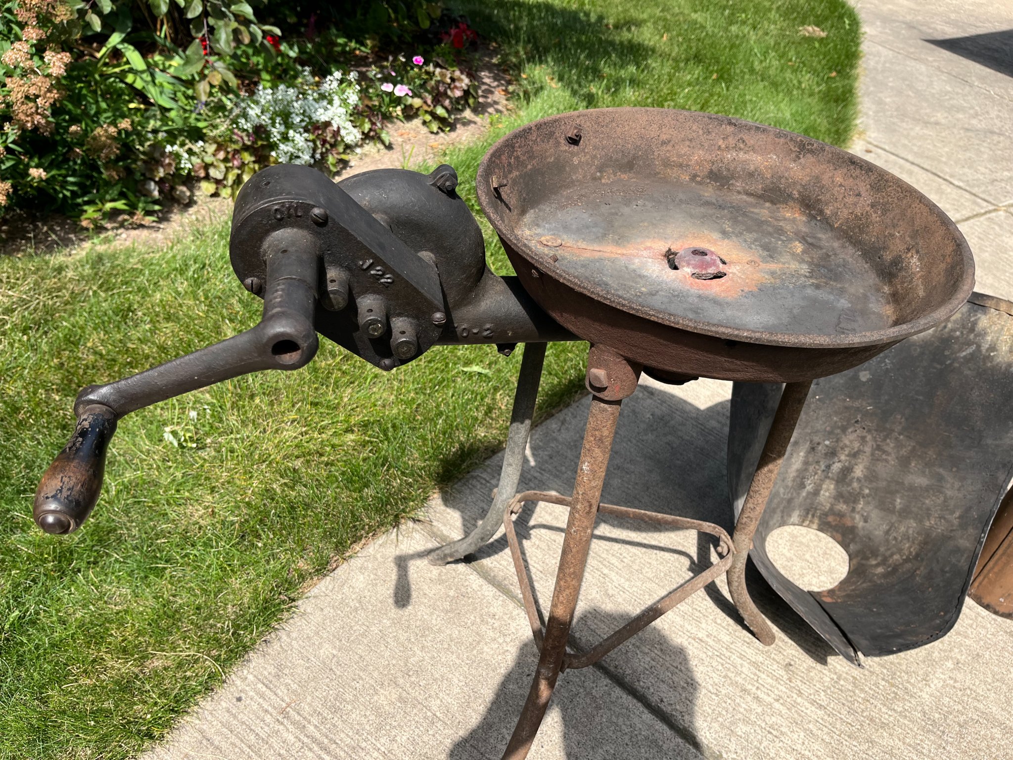 Blacksmith Forge with Vintage Canedy Otto 1050-3 Blower - Leaf Blowers ...