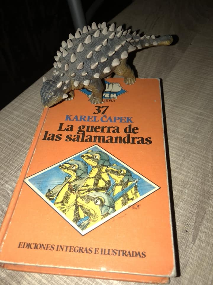 LibroSaurus