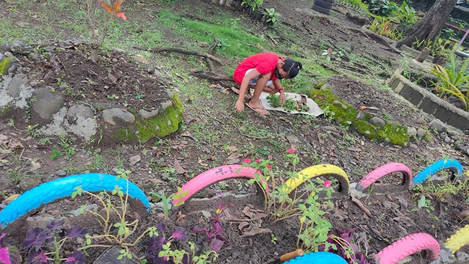 Brigada eskwela @ Grade VI- Maparaan parents... Gogogogo parents! 😉🎉🎉🎉 ...