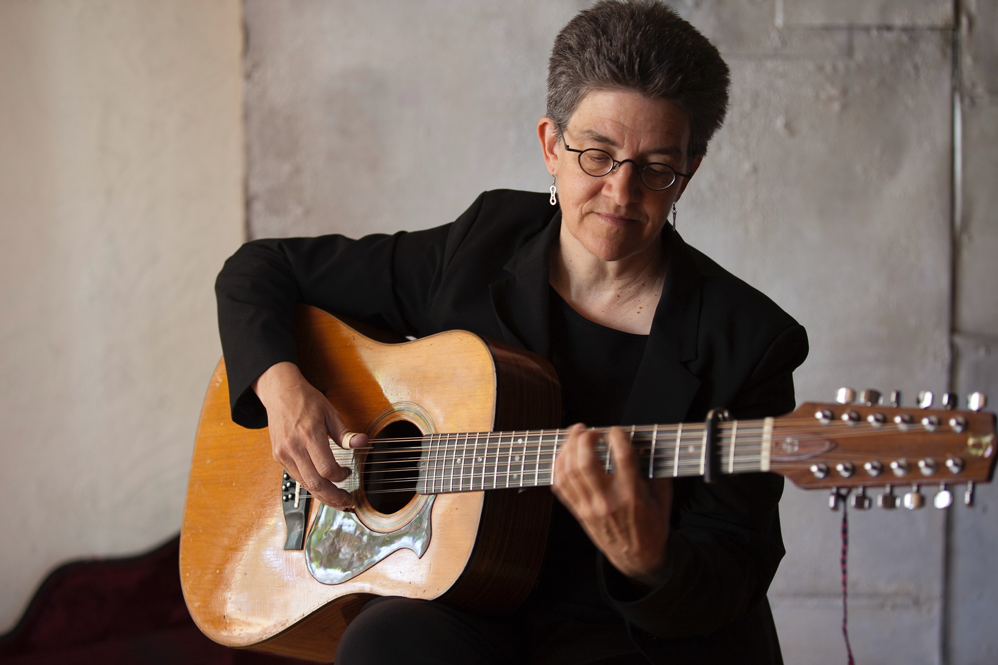 Songwriter/Singer/Author Ann Reed