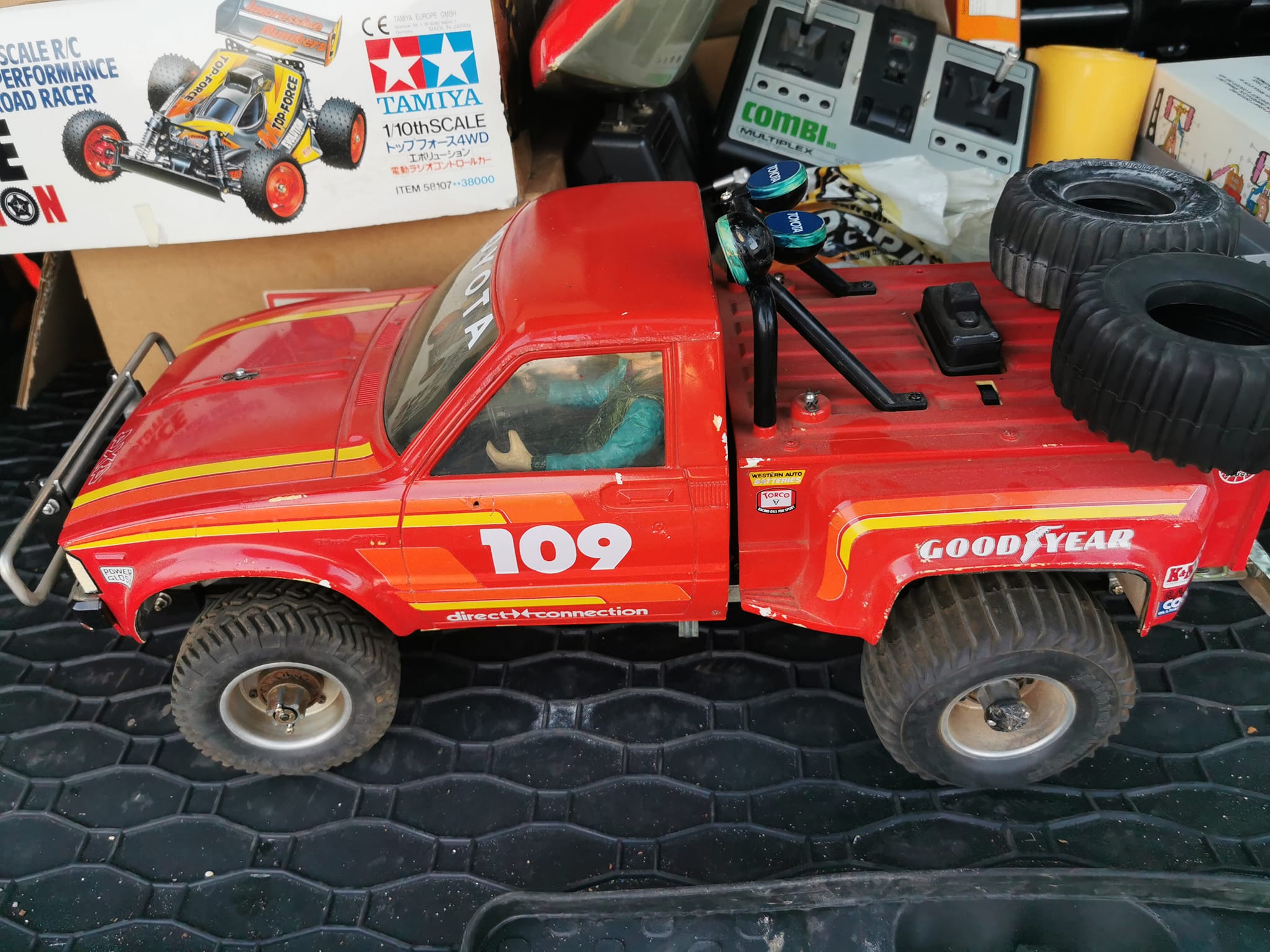 Tamiya Toyota Hilux 1982 for sale So many spare parts I would like