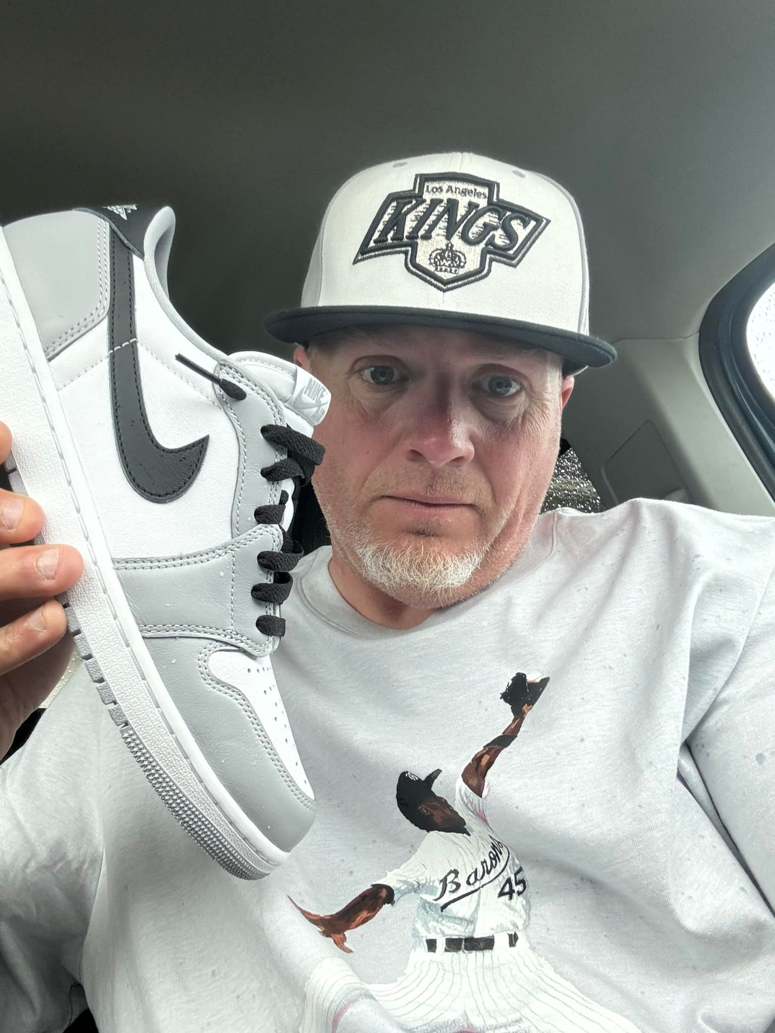 Jordan 1 low OG baron for today