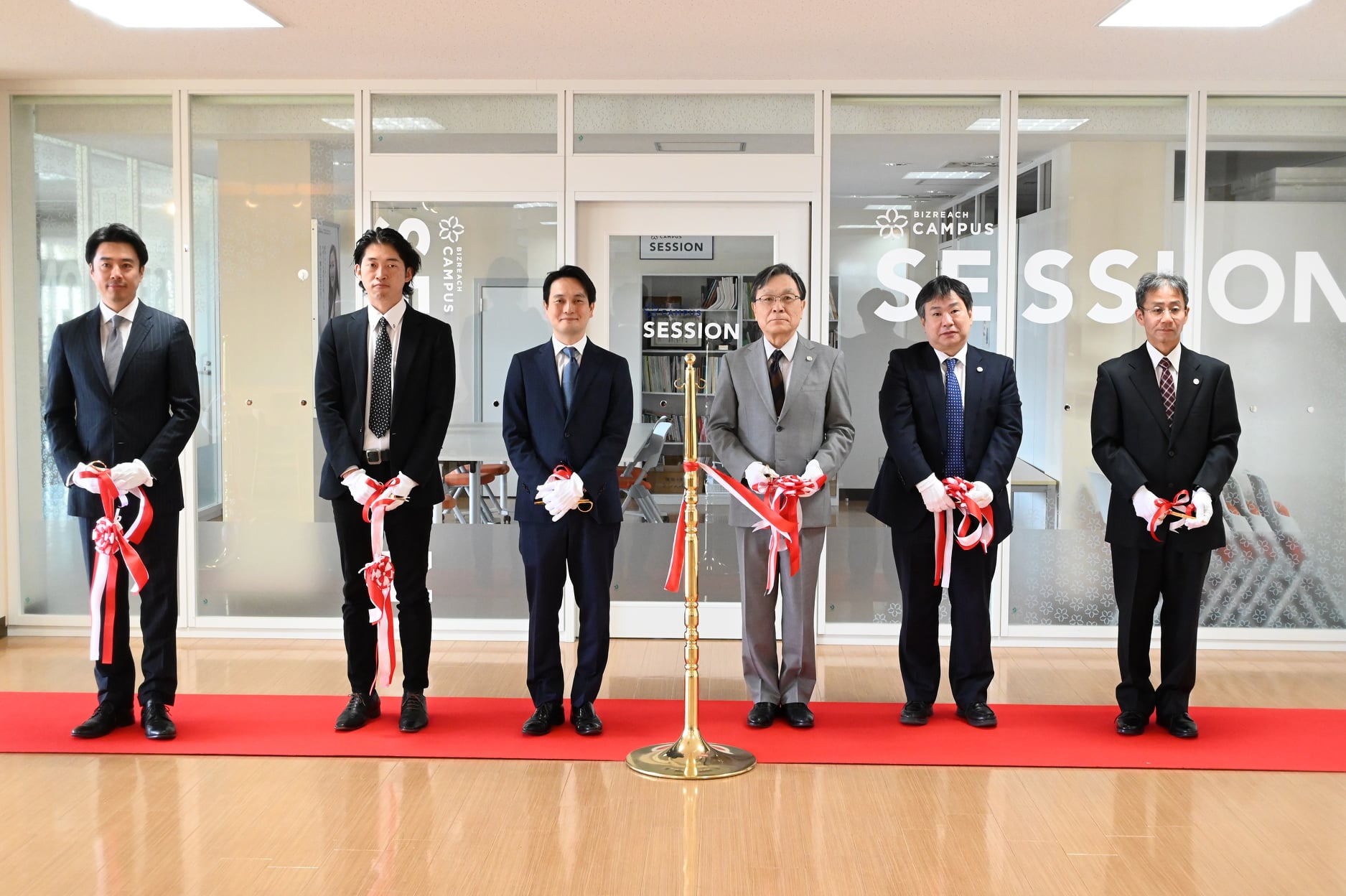 ビズリーチ キャンパス Bizreach Campus Home Facebook