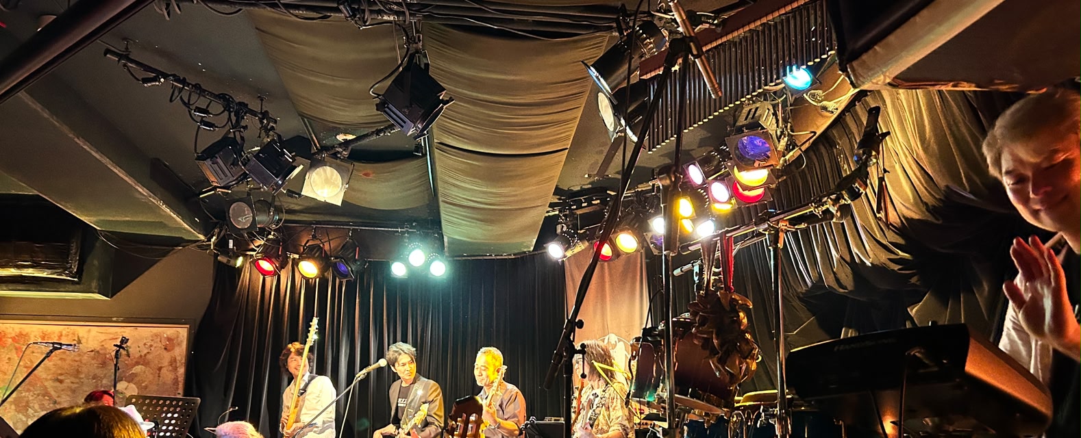 要問い合せ♥️男前ロックな空間♥️遊び心満点♪テーブル　机　世田谷ベース 🧐🫡