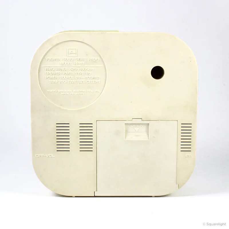 Toshiba RP-13 Calendar Radio (1974)