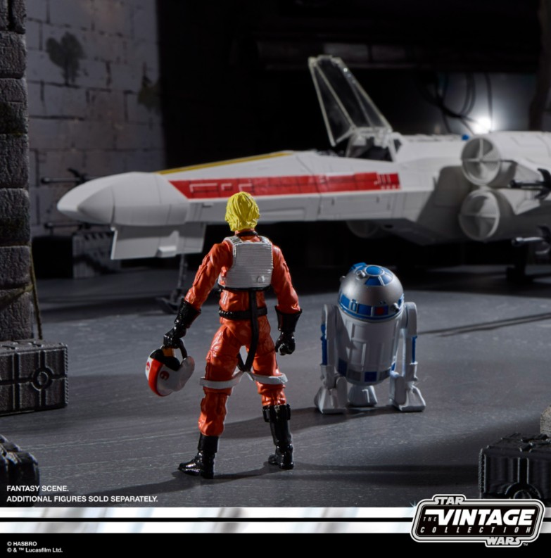 Hasbro have unveiled a new Vintage Collection X-Wing Fighter