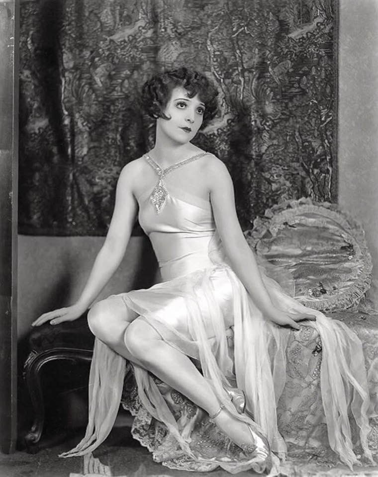 Actress Madge Bellamy, late 1920's.