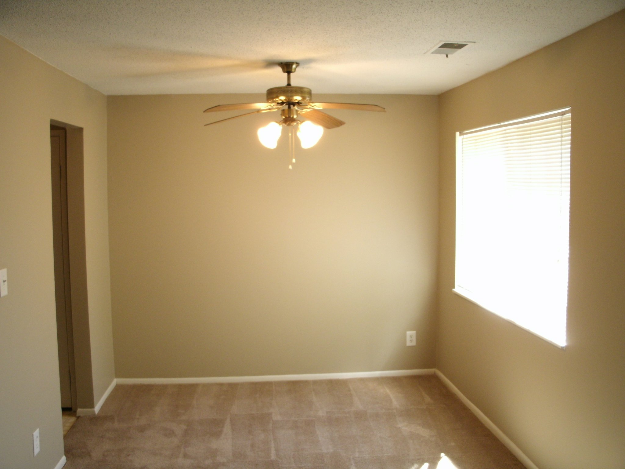The Retreat at Mission Apartments | Mission KS