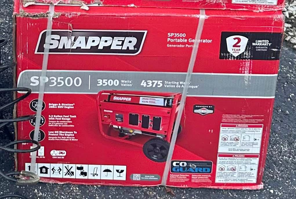 SNAPPER GENERATOR 3500 with Briggs and Stratton engine - Miscellaneous ...