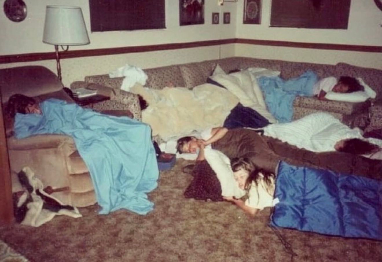 Sleepover for my 10th or 11th birthday. 1988 or 89.” 📸: @melihirsch