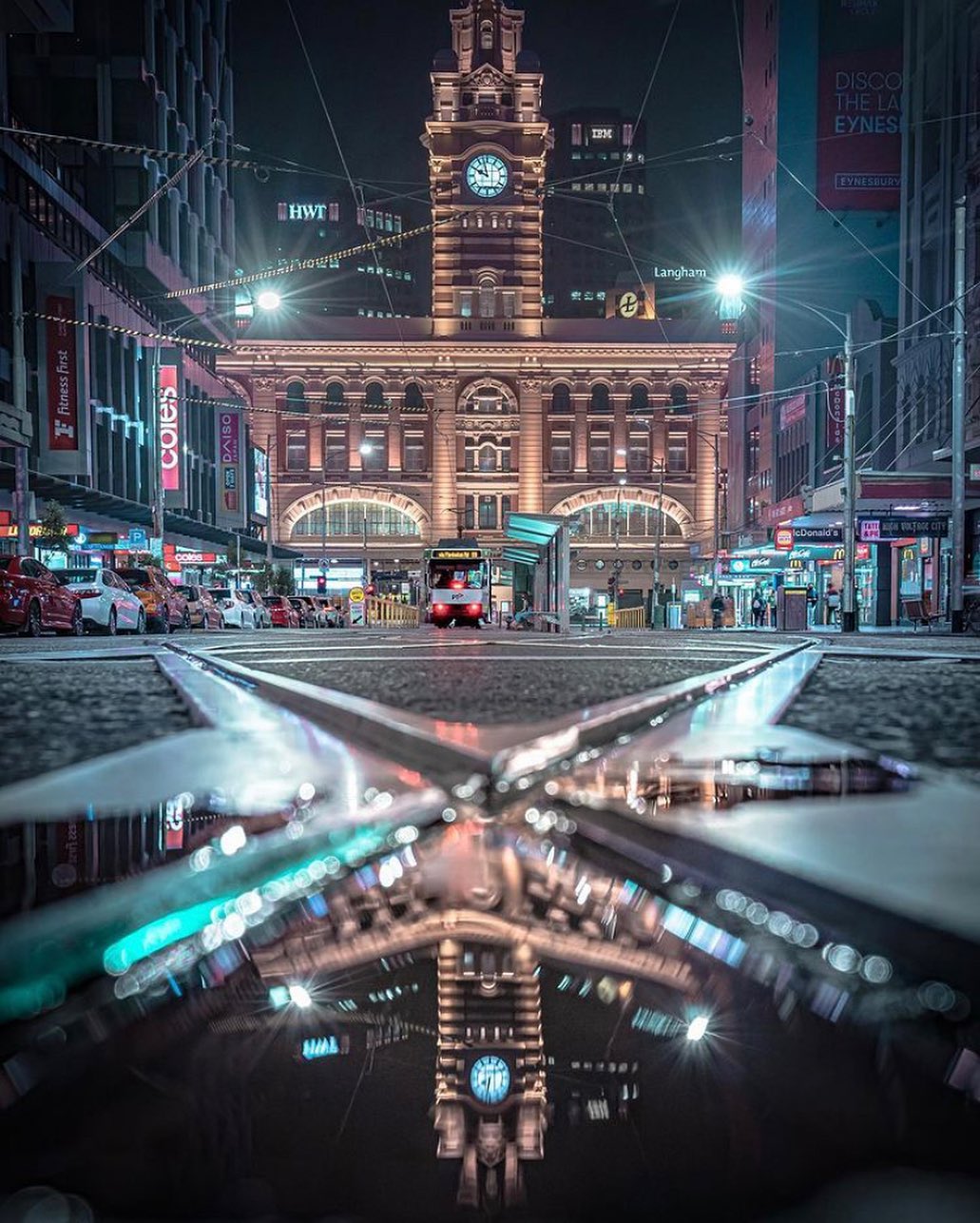 Internash - What a shot ! 😍 Here’s #Melbourne’s iconic...