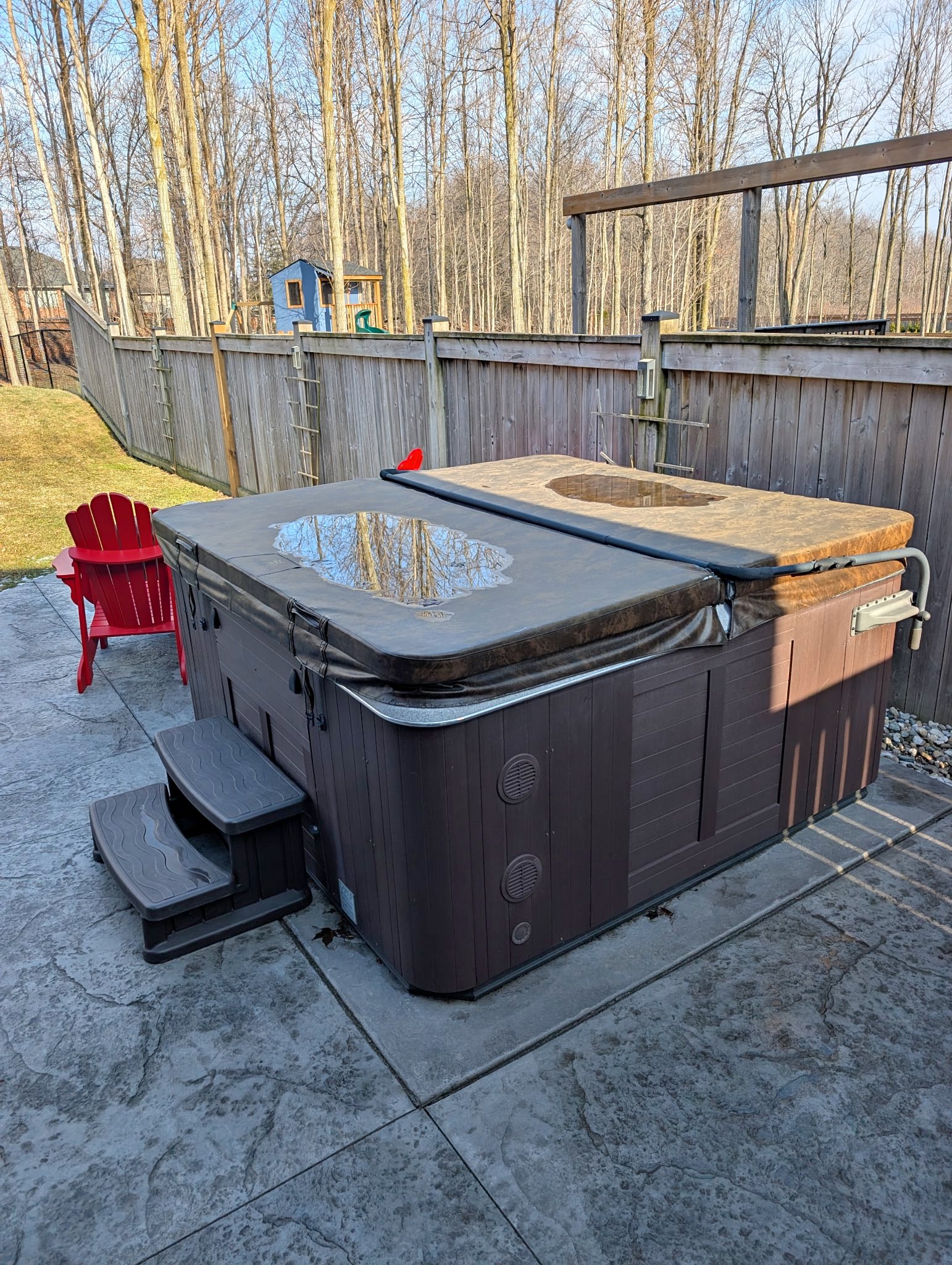 Used Hot Tub Covernull