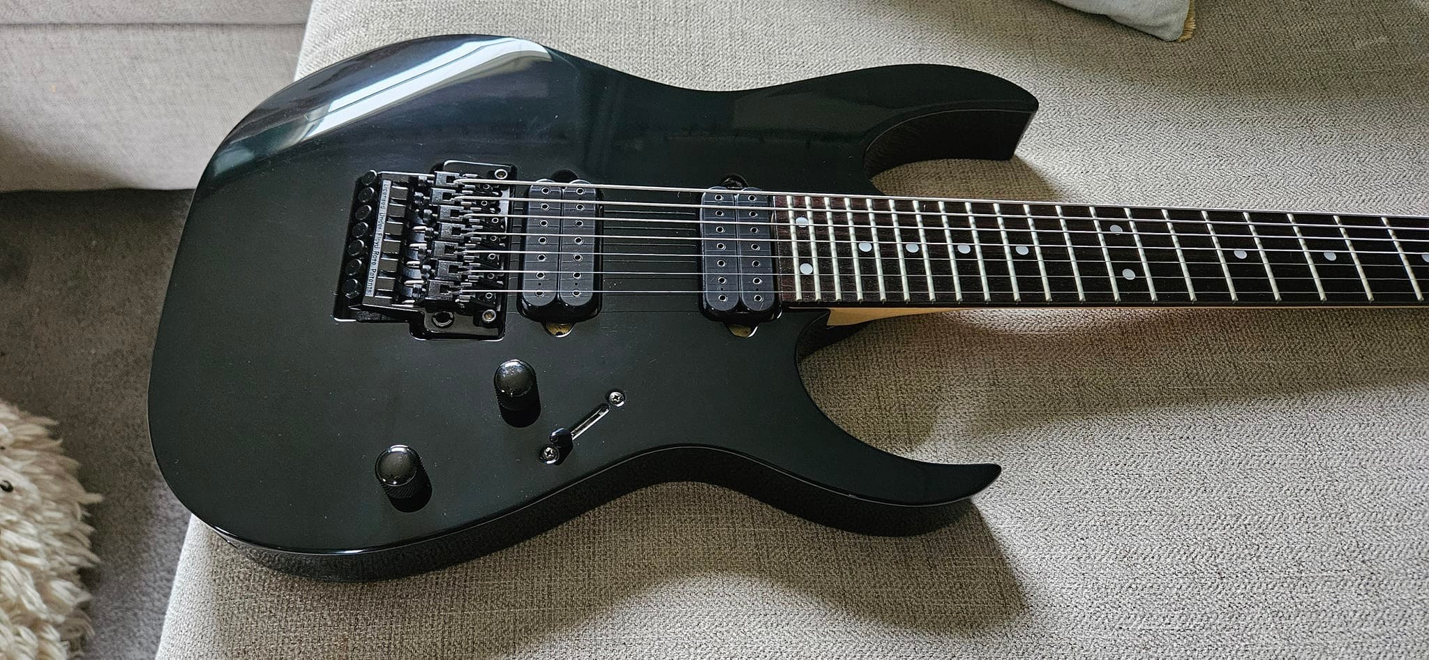 Restoring a 1997 Ibanez RG7620 guitar