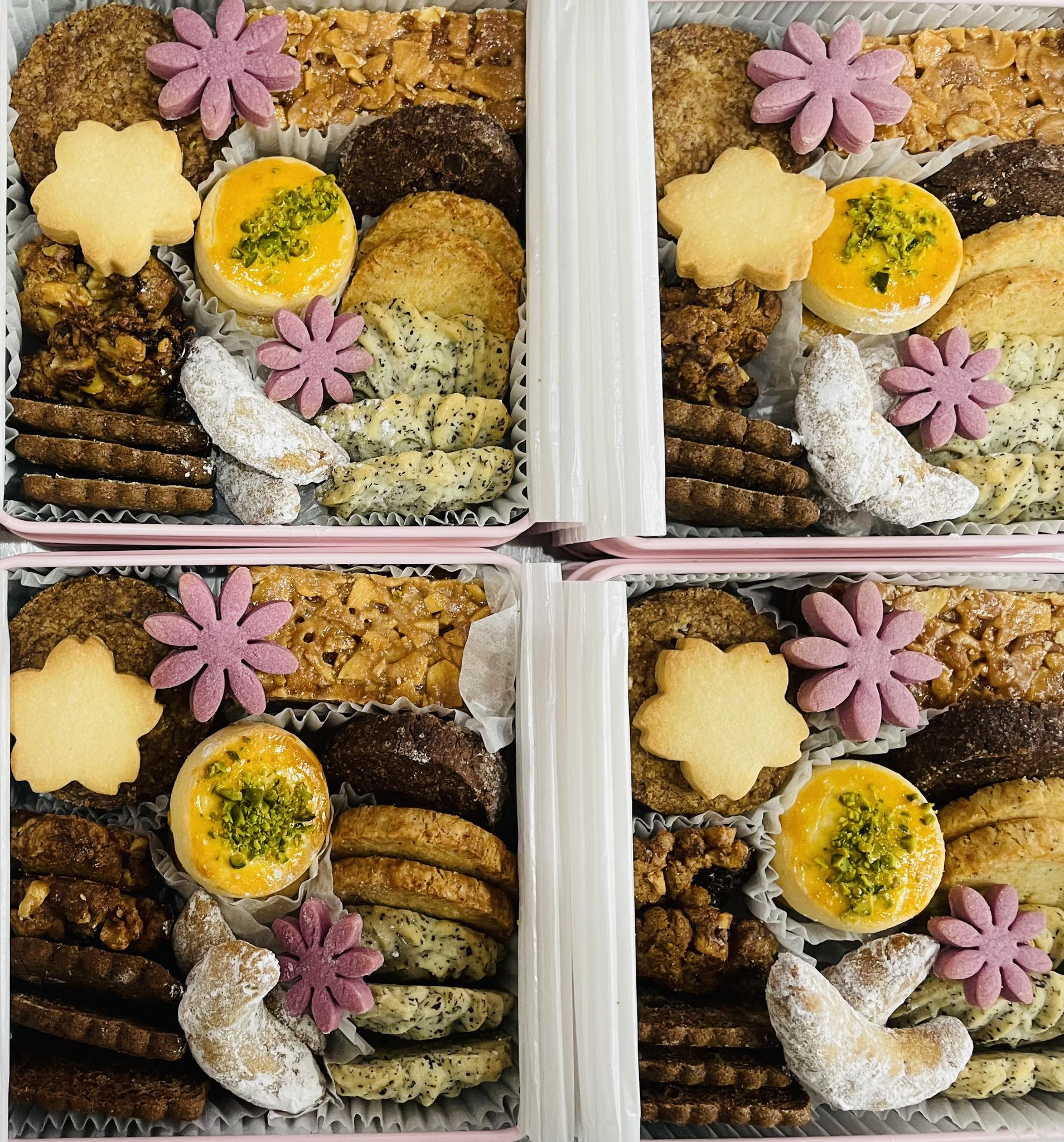 Epicerie - 4月のクッキー缶できました！ ピーカンナッツのガレットや 