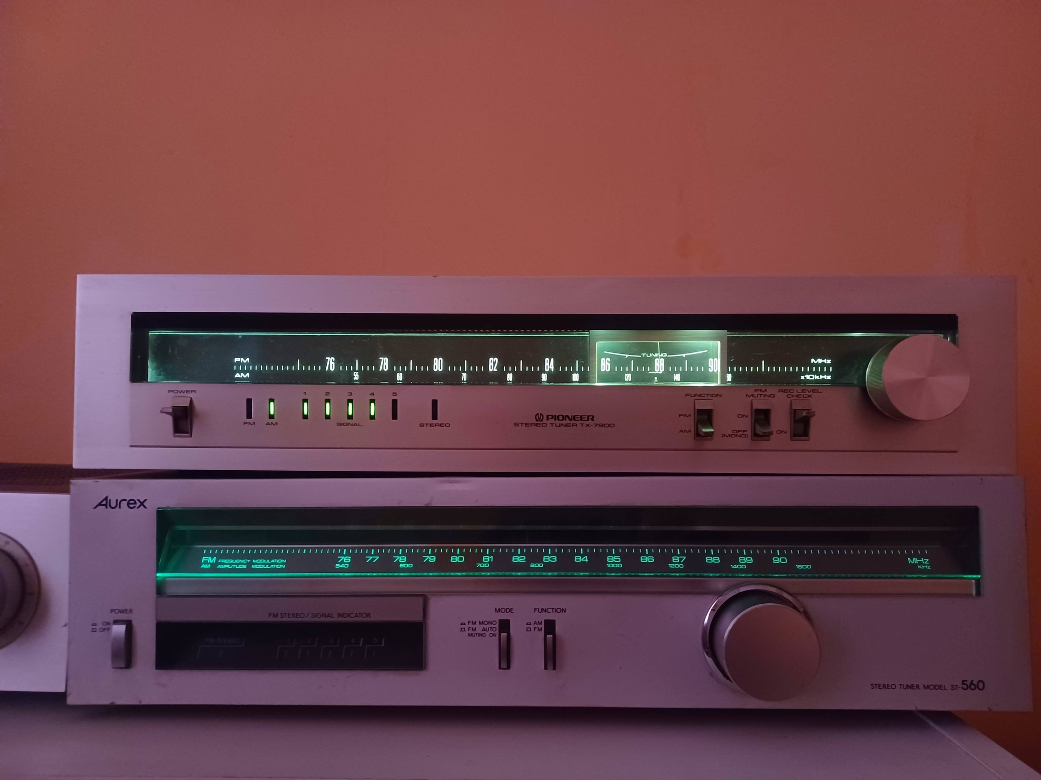 Pioneer TX-7900 Stereo Tuner & Aurex ST-560 Stereo Tuner Bundle