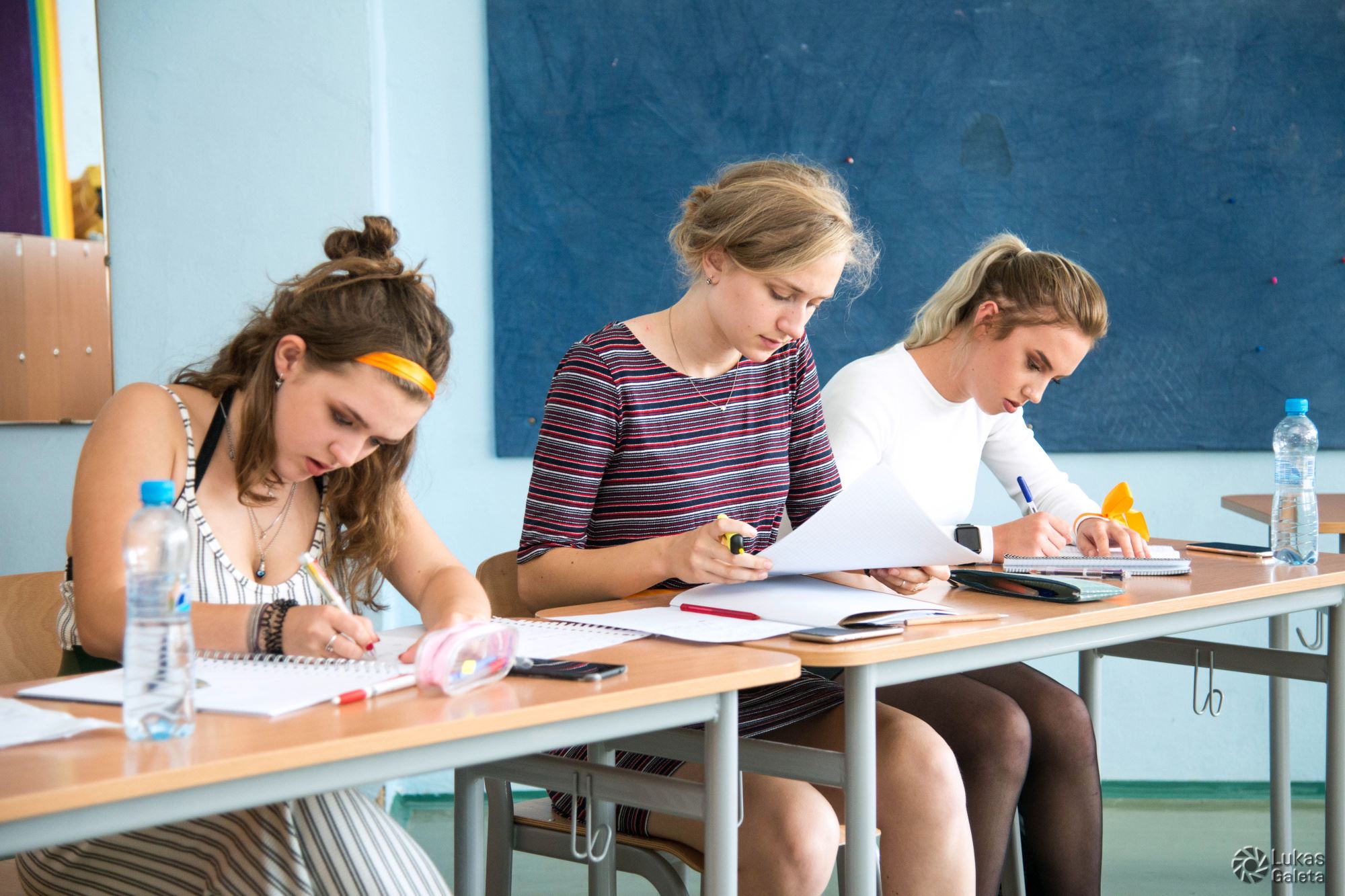Leiden Debating Union added a new... - Leiden Debating Union