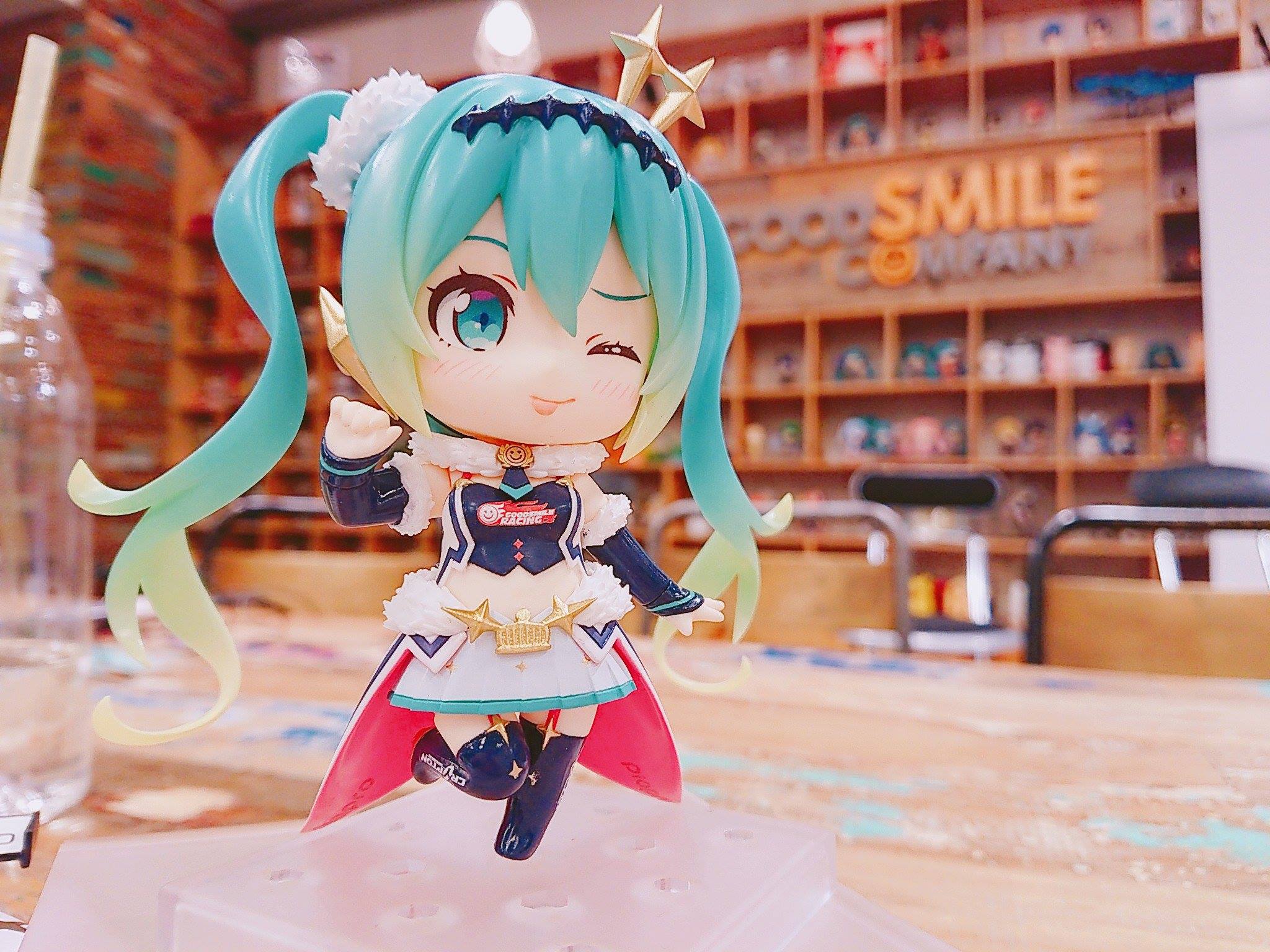 mikufan.com - The Racing Miku 2018 Nendoroid is so cute!...