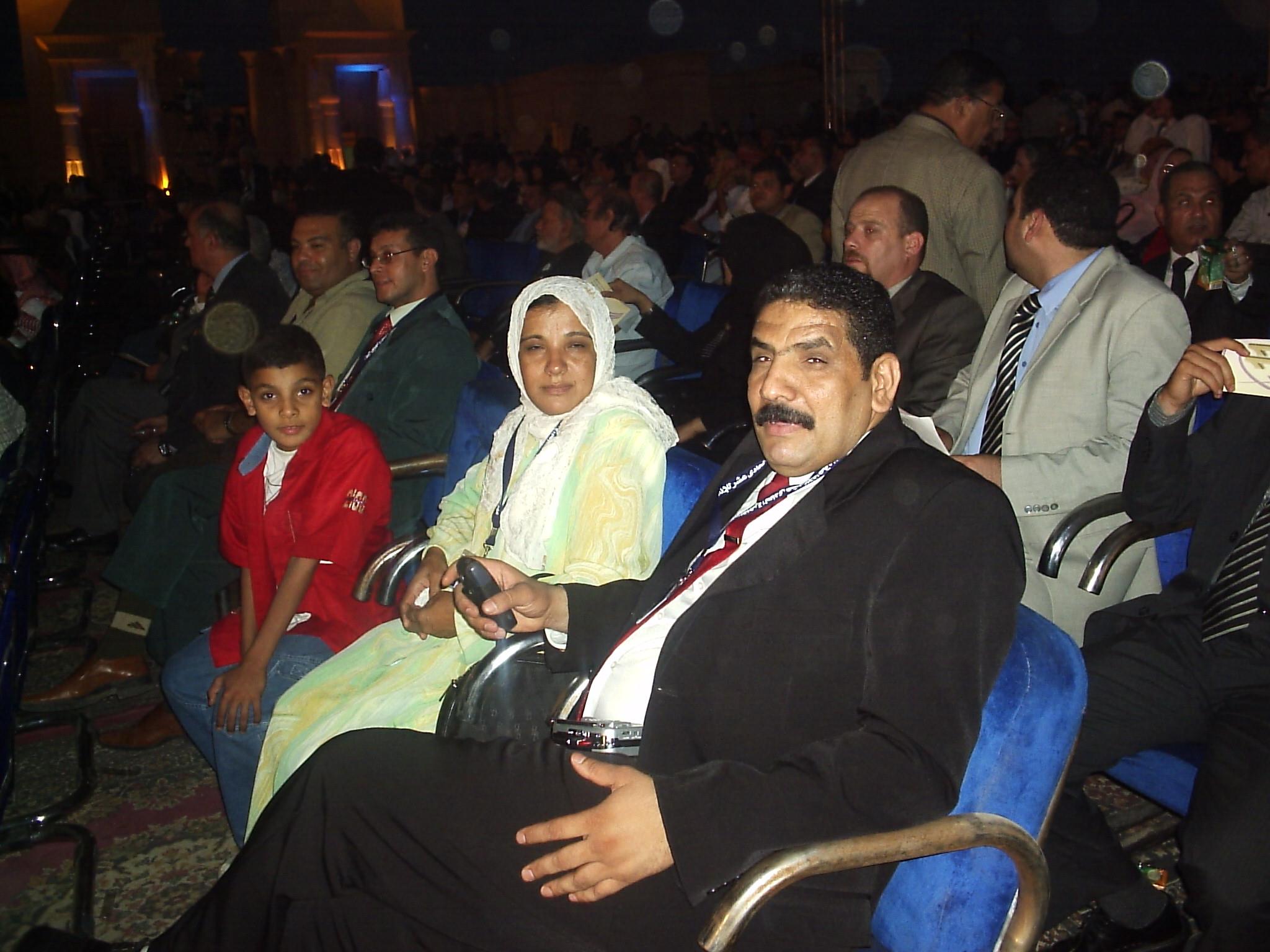 على خلاف الشريف