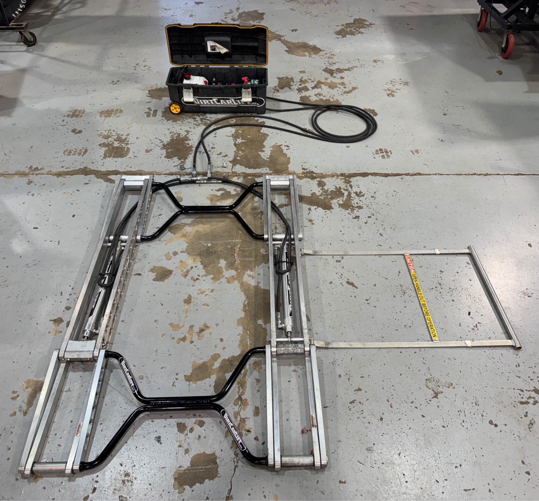 Dirtcar Lift - Late Model or Modified Pit Lift - Car Engines & Engine ...