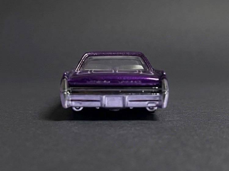 2027 Hot Wheels '64 Lincoln Continental STH die-cast model
