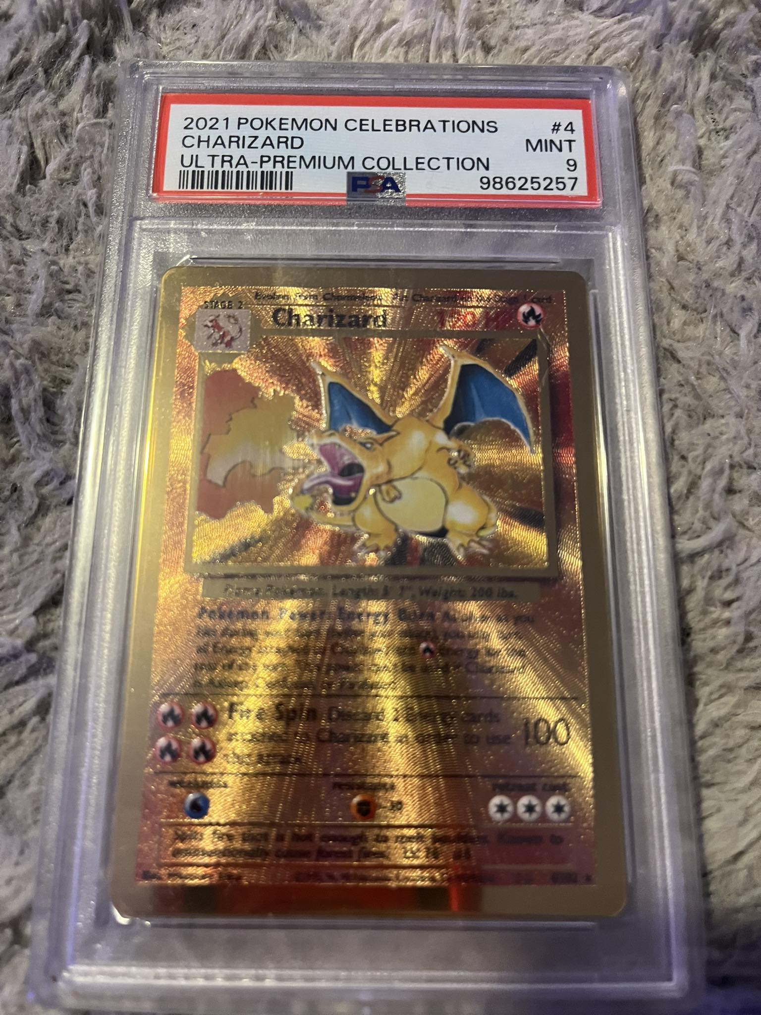 2021 pokemon celebration Charizard Ultra premium collection Psa 9 500$