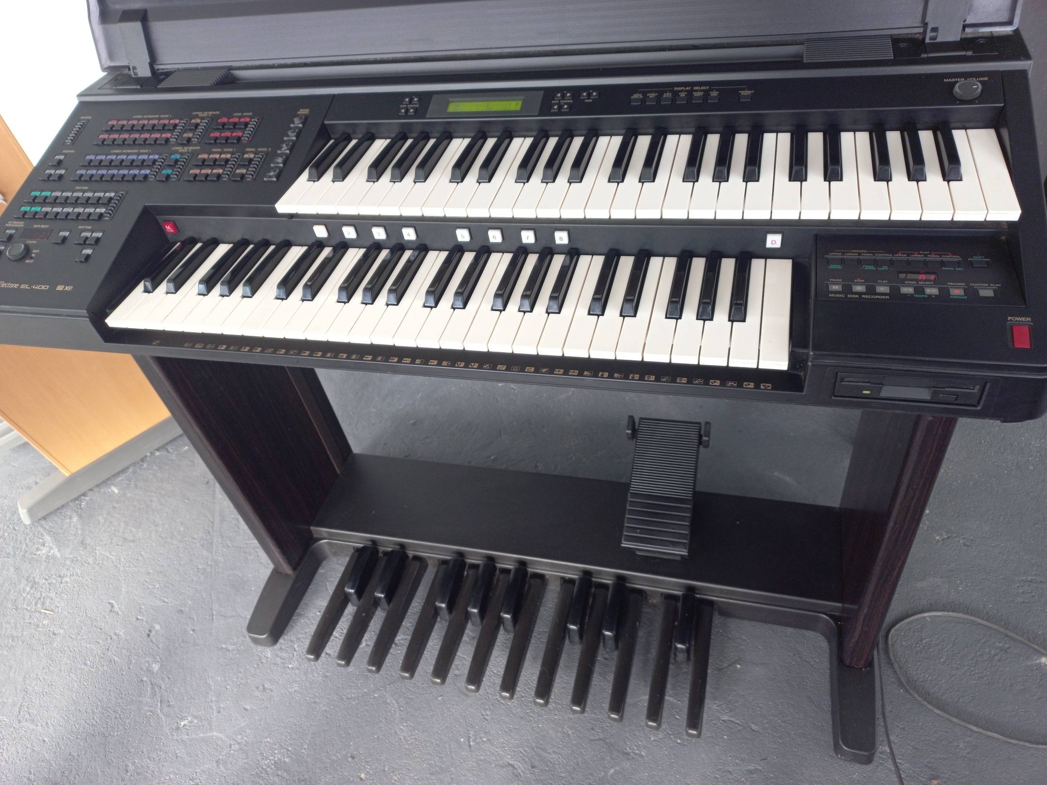 For Sale! Yamaha Electone EL-400 Organ 62,000 php only In good