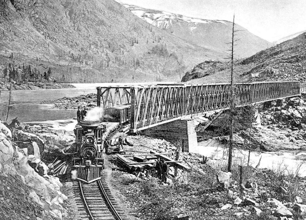Lost Kootenays - A 100 year old before and after pic of... | Facebook
