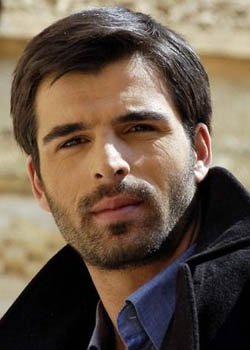 3alatv محمد عاكف Mehmet Akif بطل مسلسل سيلا المعروف ب اسم جودت آغا لتصويت ل جودت اغا اضغط لايك او اعجبني على الصورة Facebook