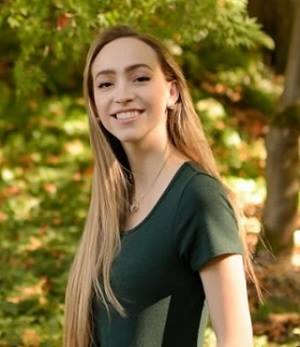 Cascade Dafo, Inc. - Seattle teen and longtime DAFO-wearer Izzy Davis