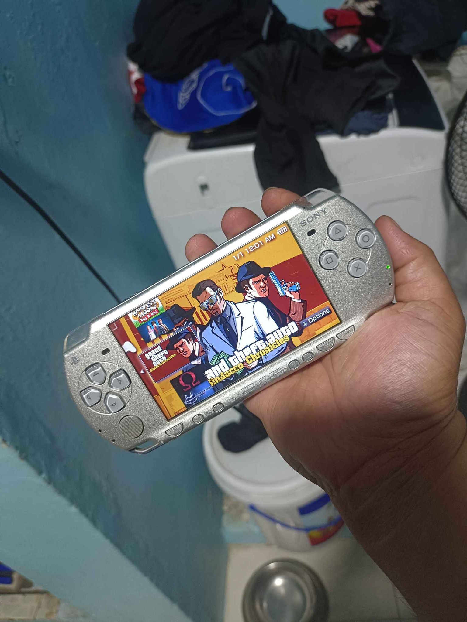 SOLAR PILIPINAS | PSP Playstation complete accesories full of games pm ...
