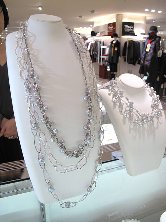 bebe工房〉彫金アクセサリー期間限定販売 パール・オパールなどを使っ