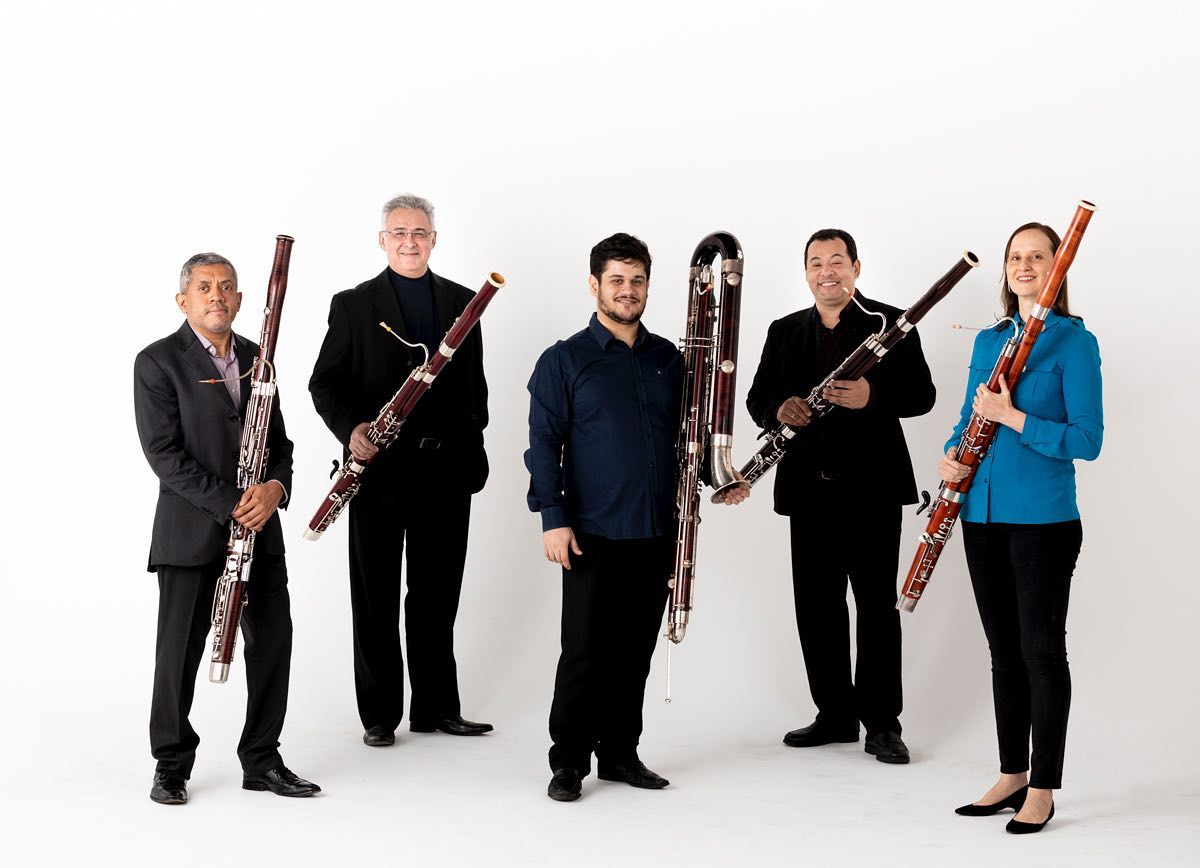 À todos que se dedicam a fazer o nosso... - Camaleon Bassoons | Facebook