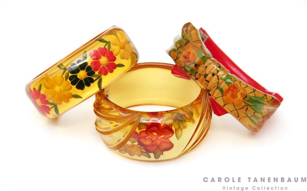 Carole - Applejuice Bakelite Bracelets, 1930/40s. #reversecarved