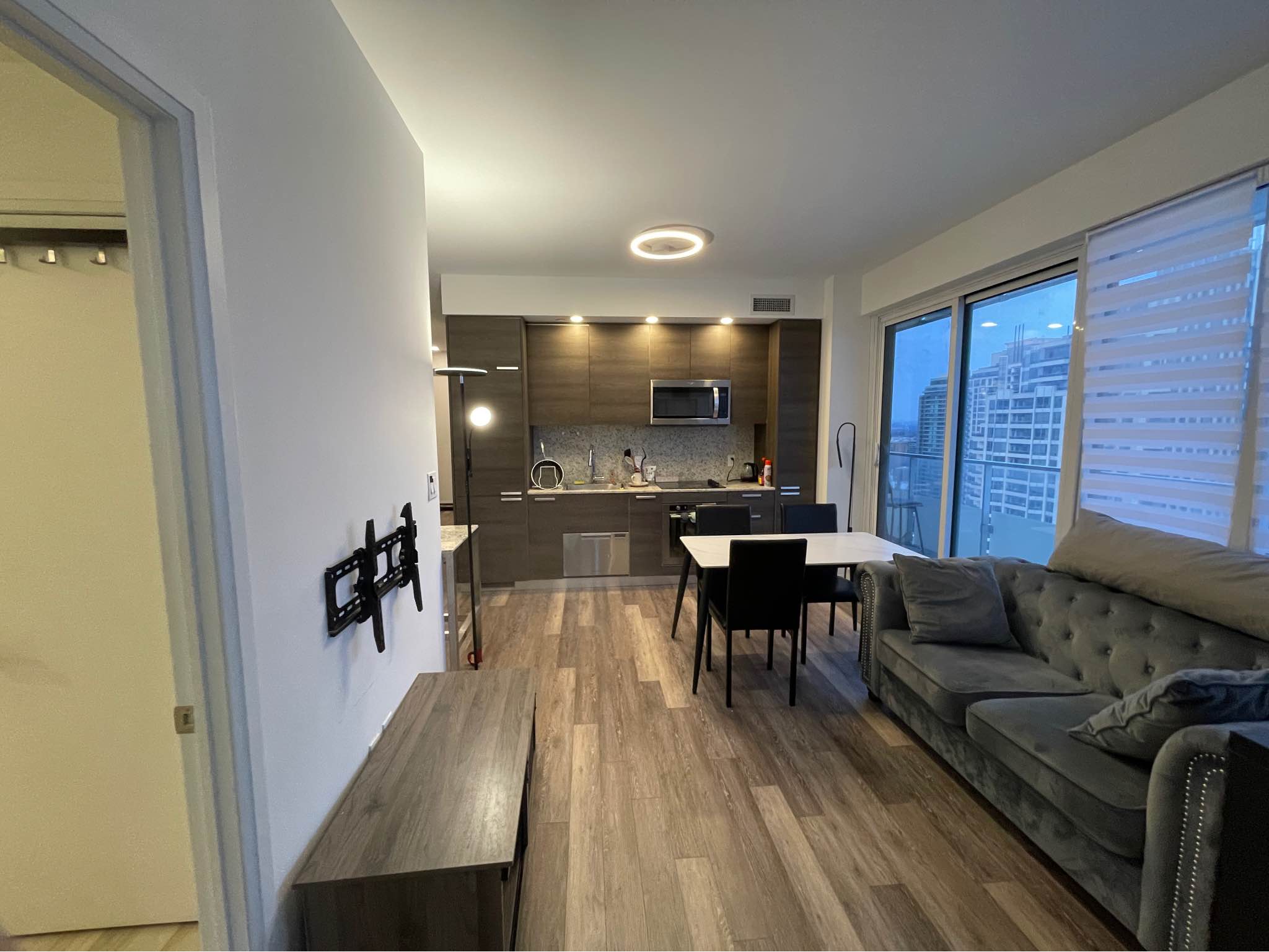Private room for rent with private bathroom in a 2B2B condo- 75 ...