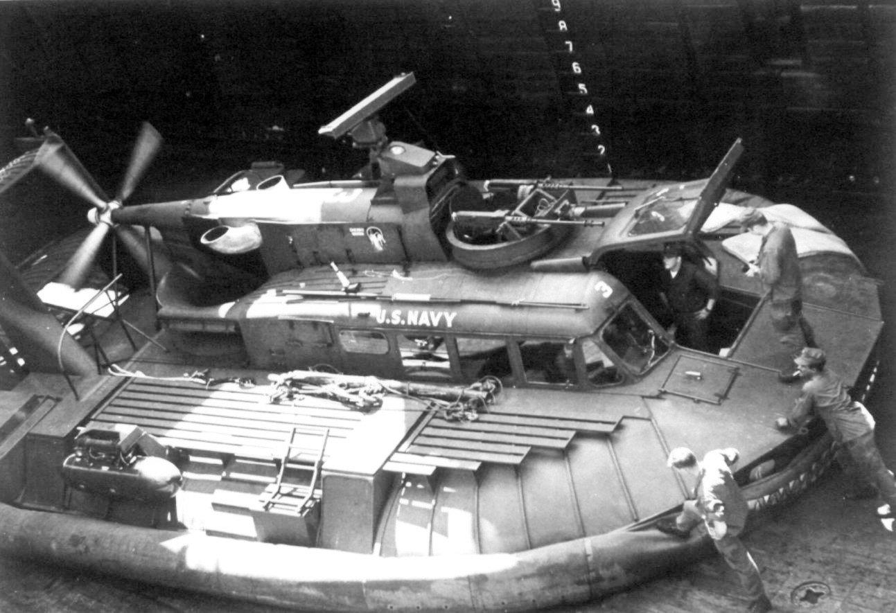 U.S. Navy in the Vietnam War - This unique photo shows a Patrol Air ...