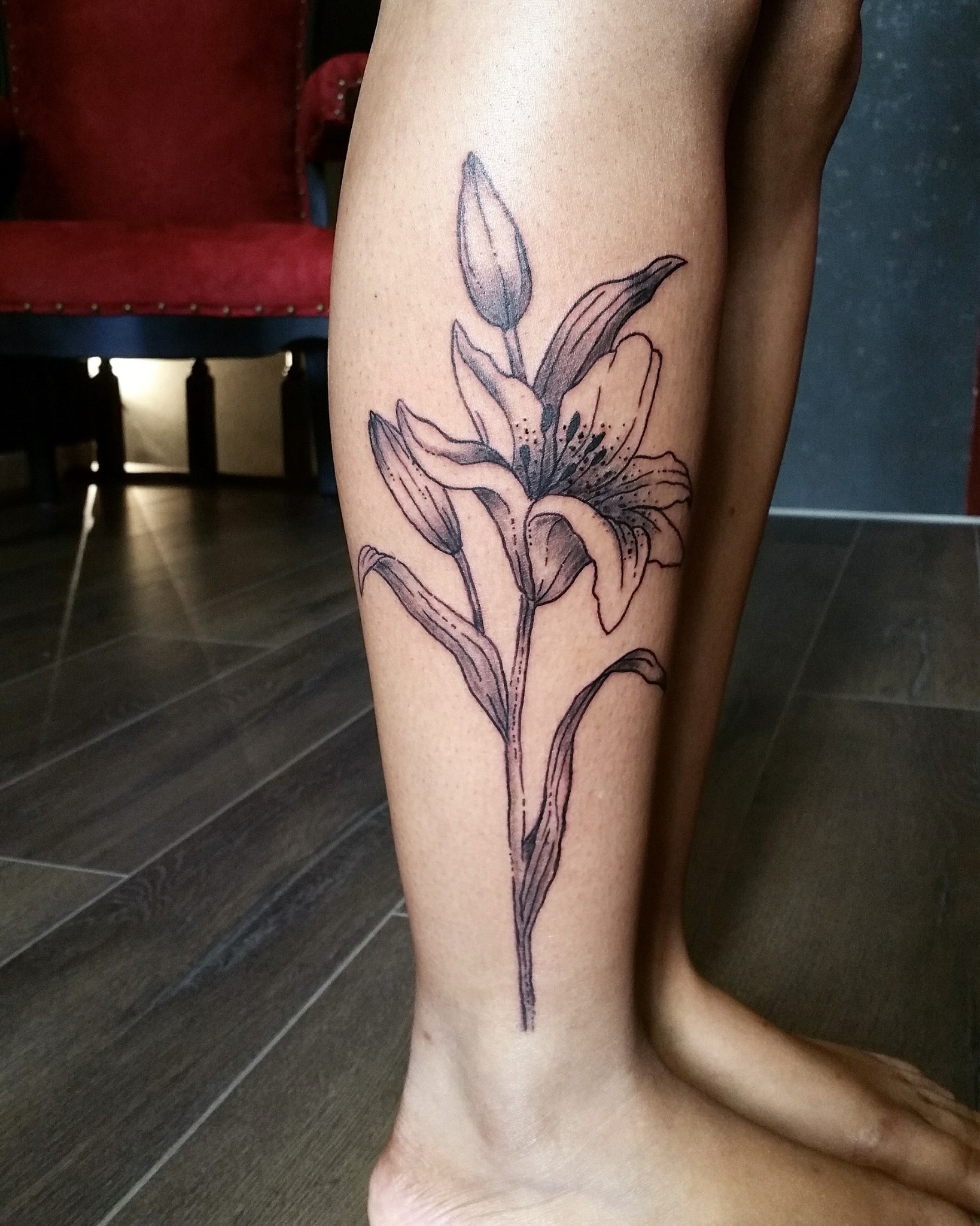Tatouage Fleur De Lys Cheville