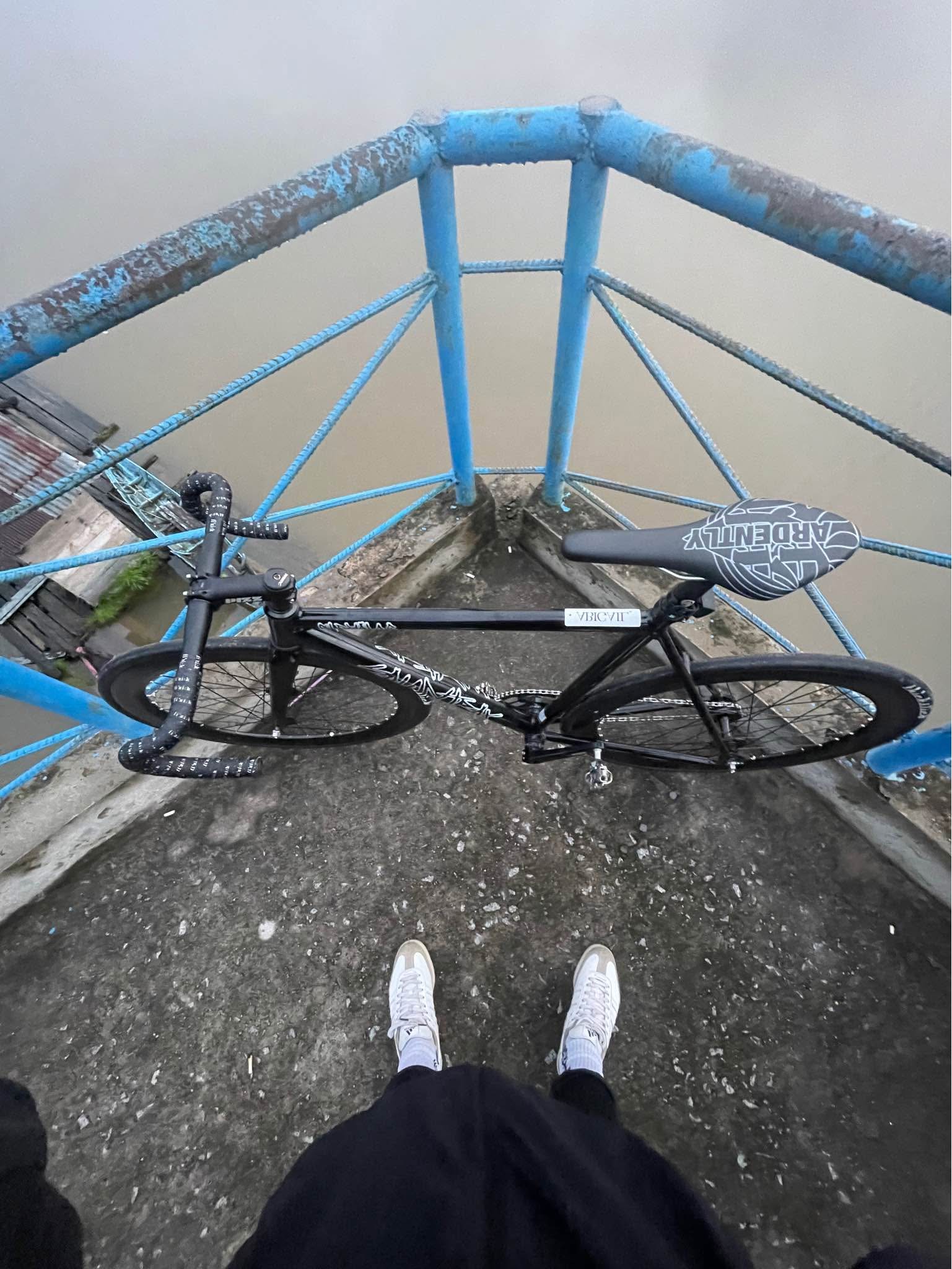 Sepeda Fixie Alphalab Satantrax Size 52 - Bicycles - Pangkalan Bun ...