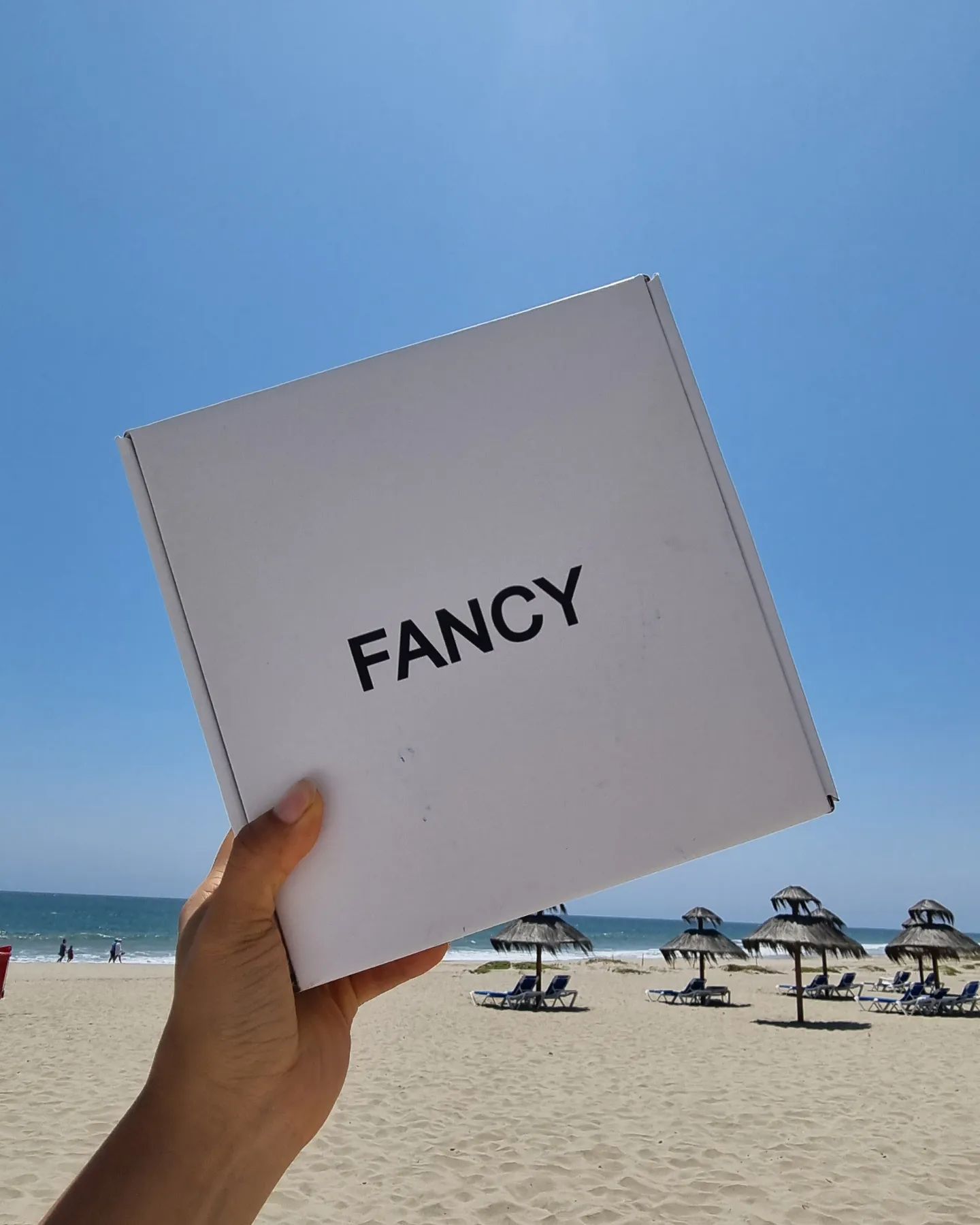FANCY - ¿Sabían que es importante proteger tus 👀 de los... | Facebook
