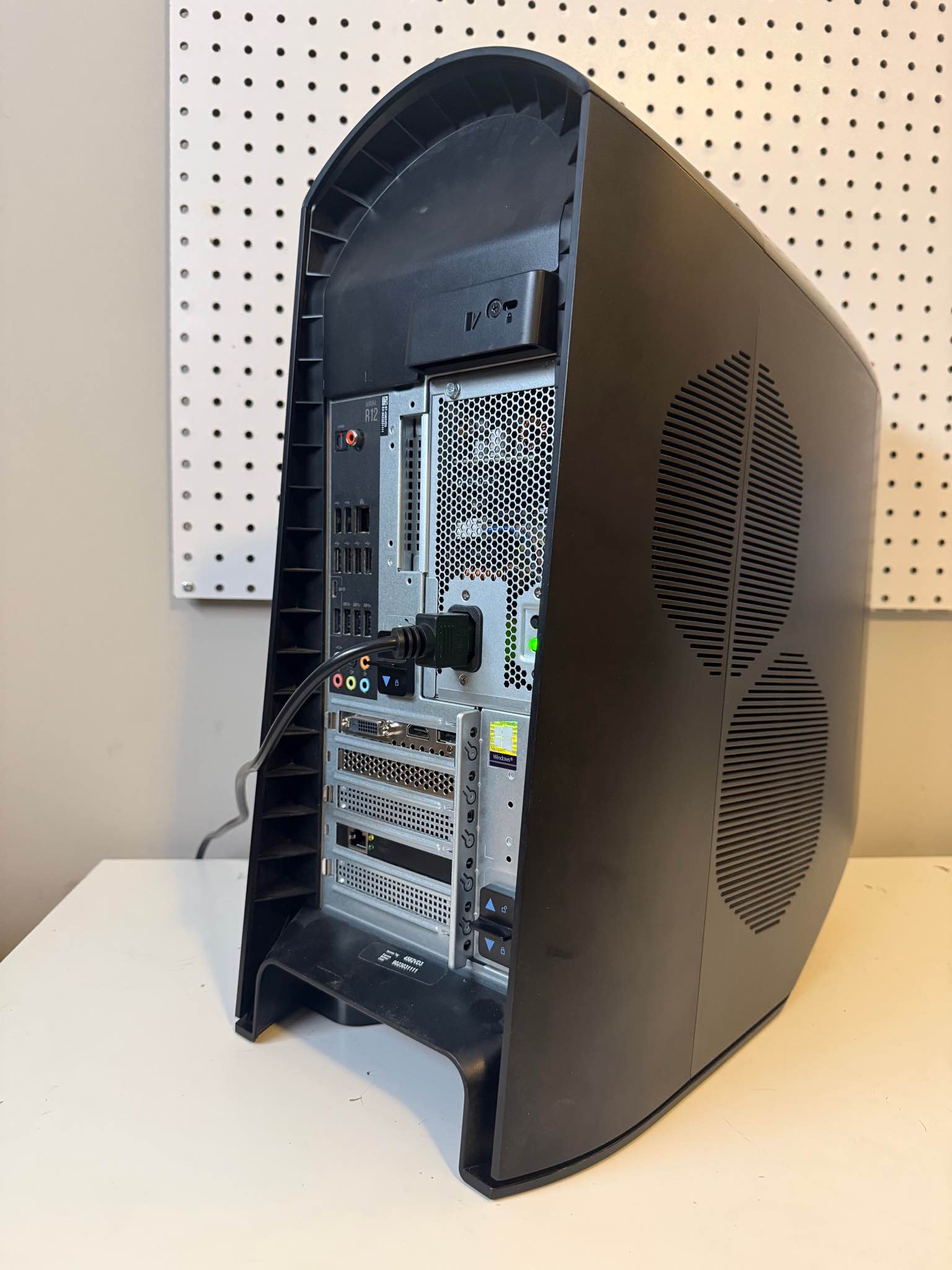 Dell Alienware Aurora R12 Gaming PC, i5-11400f, GTX 1660 Super, 16GBs ...