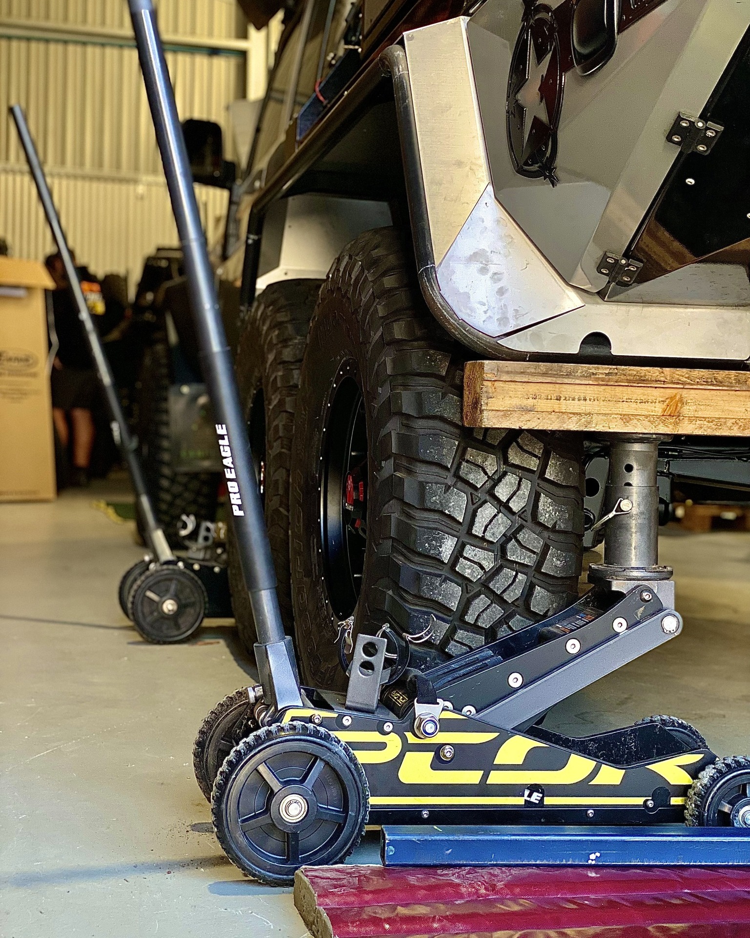 The PCOR 4x4 Pro Eagle jacks are the... - Patriot Games TV