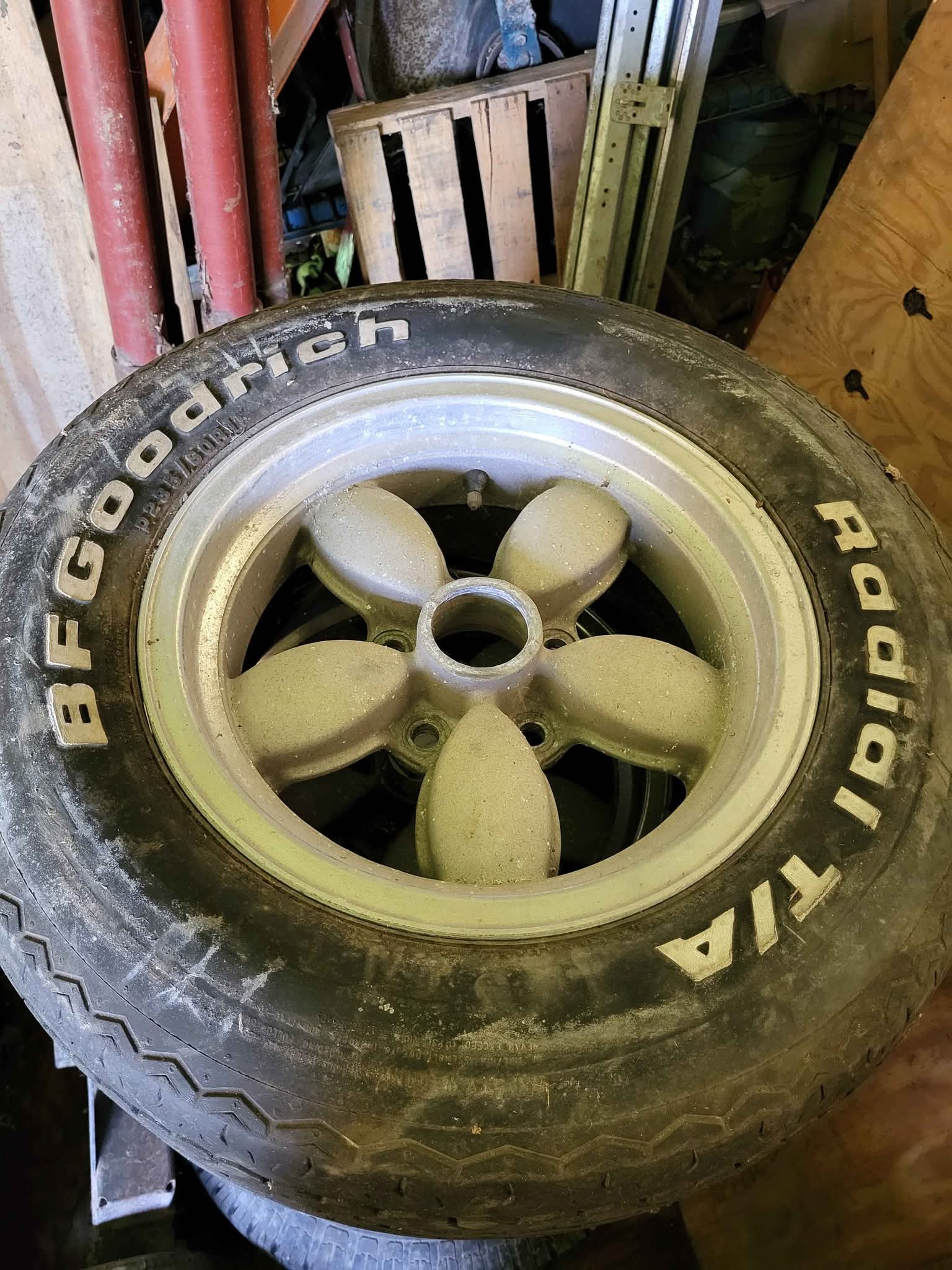 American racing daisy wheels - Car Wheels, Tires & Parts - Oakland ...