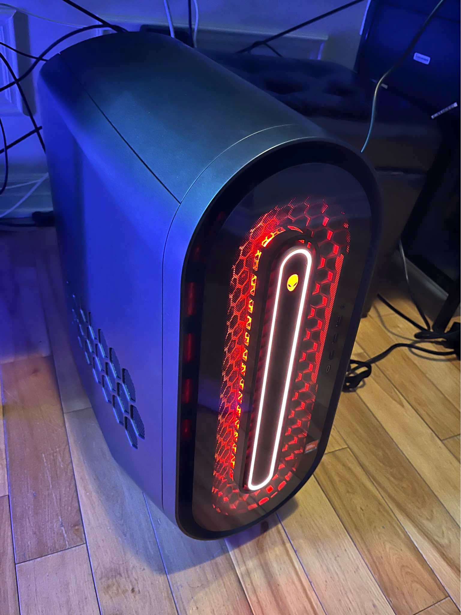 Alienware R15 RTX 4080 - Computer Cases - Mascouche, Quebec | Facebook ...