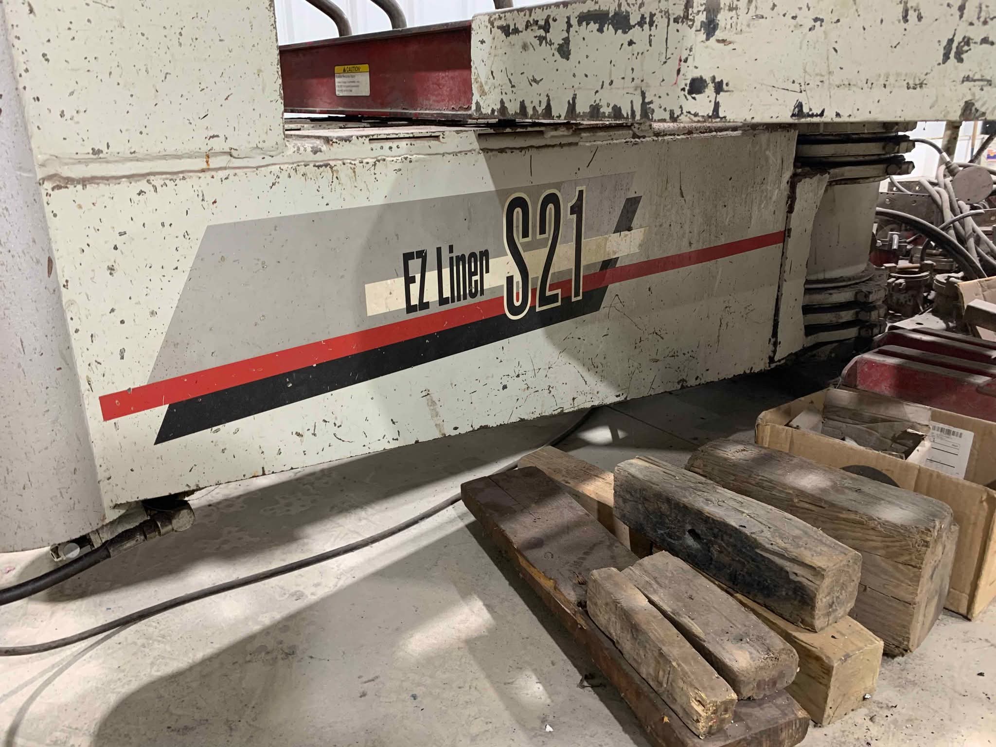 Chief S21 EZ Liner Frame Machine - Weight Lifting Machines & Racks ...